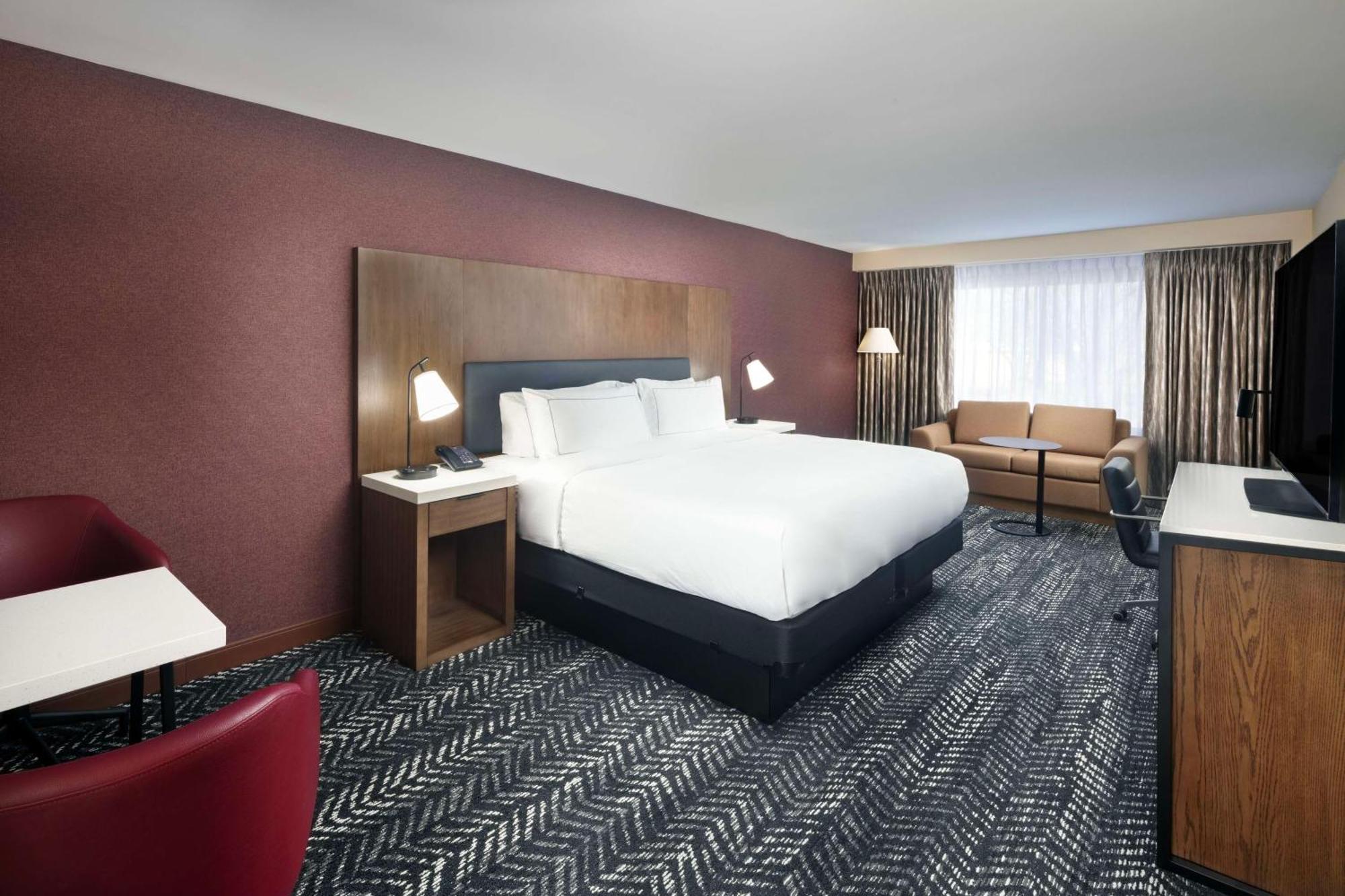 Doubletree By Hilton Manhattan, Ks Zewnętrze zdjęcie